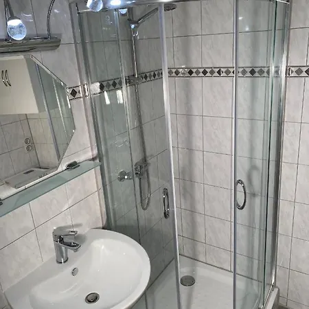 Private In Fuerstenfeldbruck, Nahe Ammersee/muenchen/augsburg *